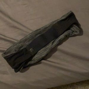 Lululemon reversible headband